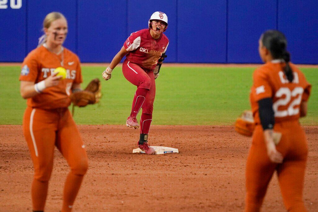 WCWS Oklahoma Texas Softball